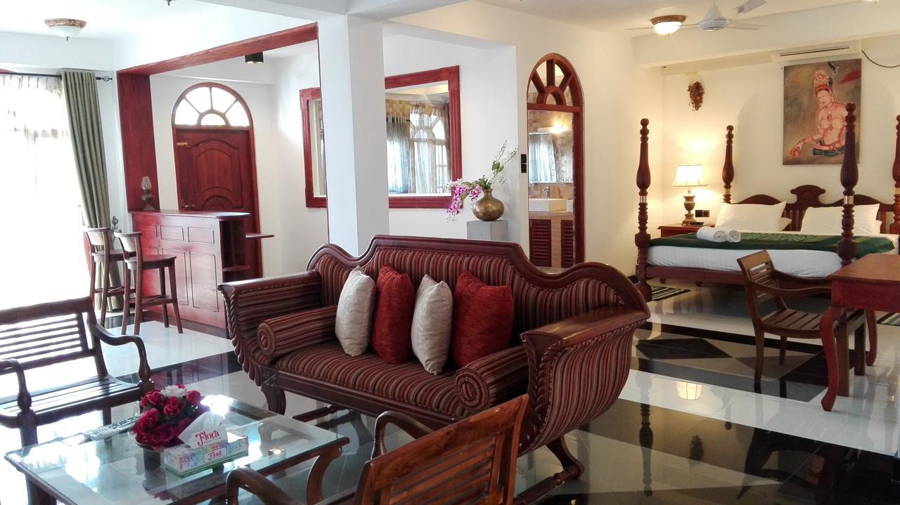 Richmond House Colombo Hotel นูจีโกดา ภายนอก รูปภาพ
