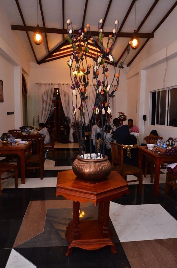 Richmond House Colombo Hotel นูจีโกดา ภายนอก รูปภาพ