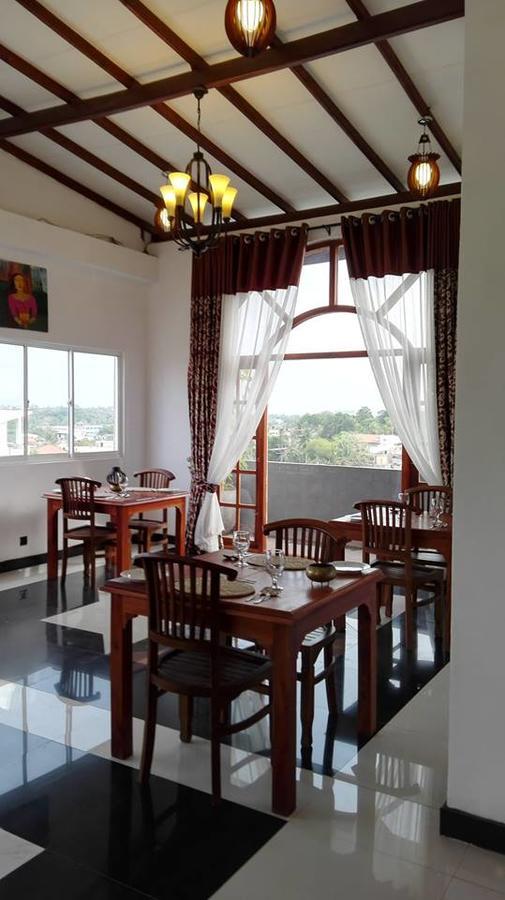 Richmond House Colombo Hotel นูจีโกดา ภายนอก รูปภาพ