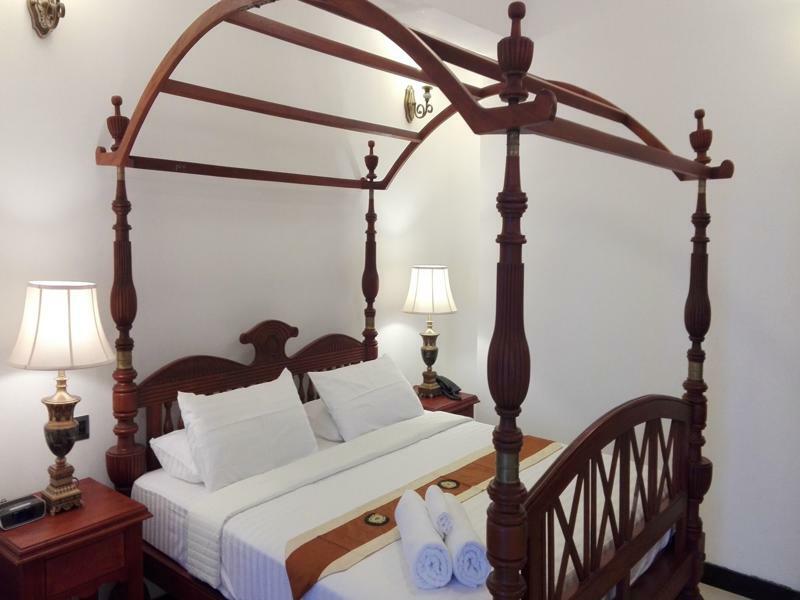 Richmond House Colombo Hotel นูจีโกดา ภายนอก รูปภาพ